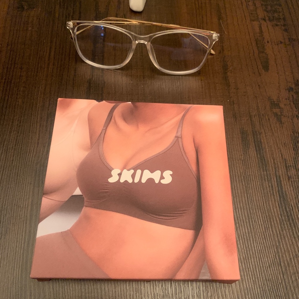 Skims | Sculpting Bra | Onyx (black) | L/XL